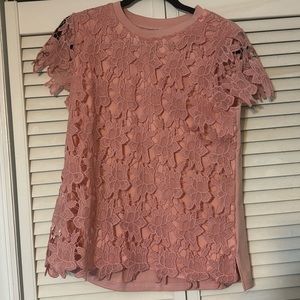 Forgotten Graze Size Large women’s Pink lace top